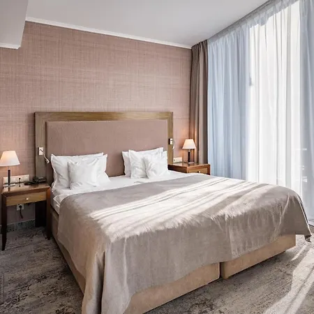 Отель Havet & 5*