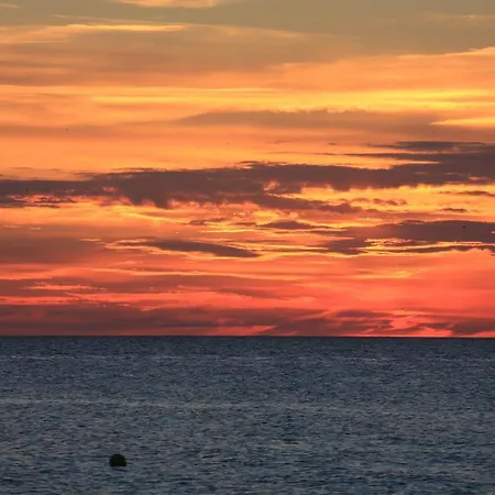 Отель Havet & Дзвижино